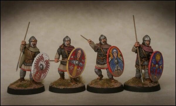 FSM 03LRM111 Late Roman Armoured Infantry in Cloaks