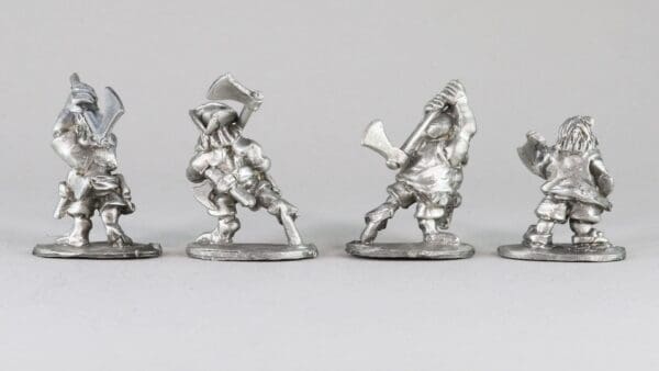 PM EMDP017 2- Handed Axes - Image 4