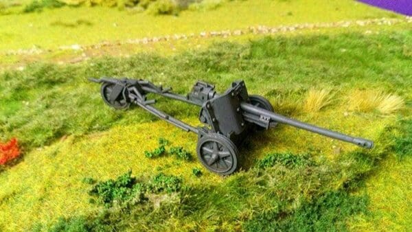 Hungarian PaK38 AT Gun & Crew - Summer Uniform