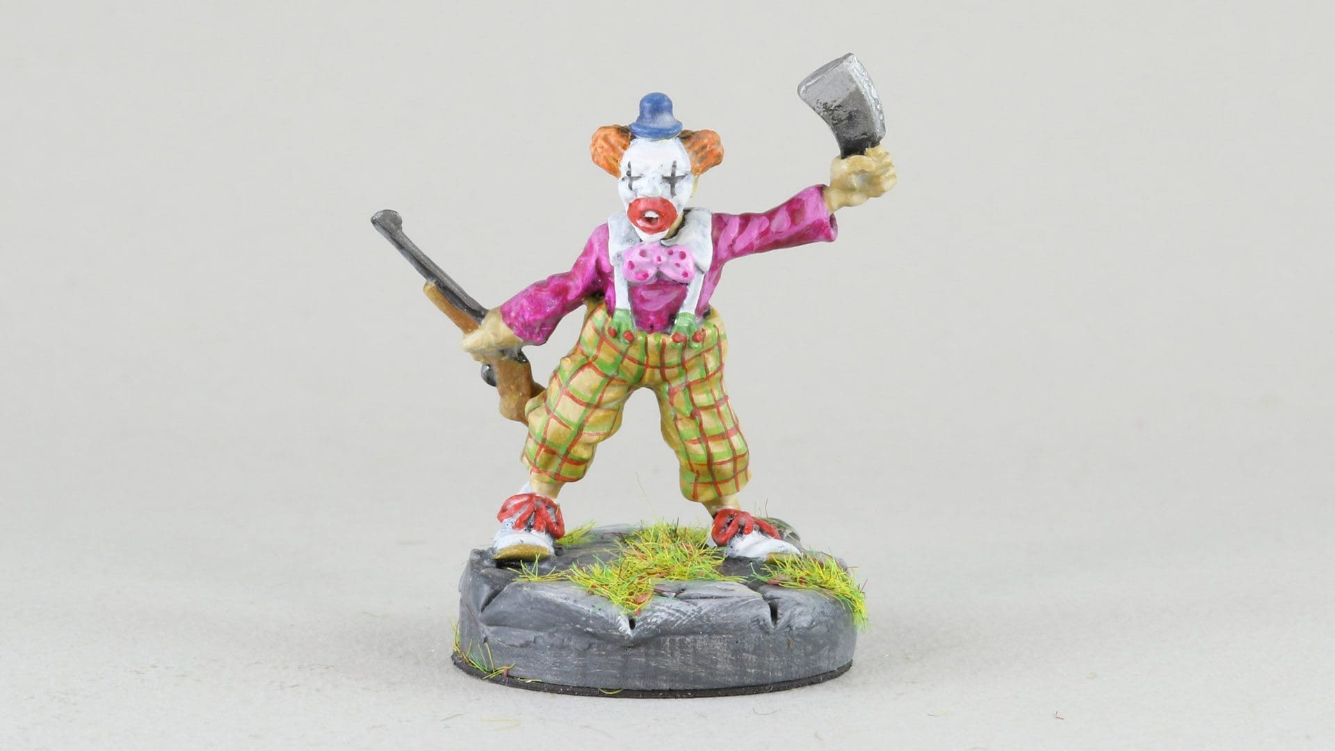 PM NSDC012 Post Apocalyptic Clown w/ Hand Weapon - BADGER GAMES