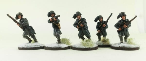 Italian Bersaglieri Squad B – Winter Uniform - Image 3