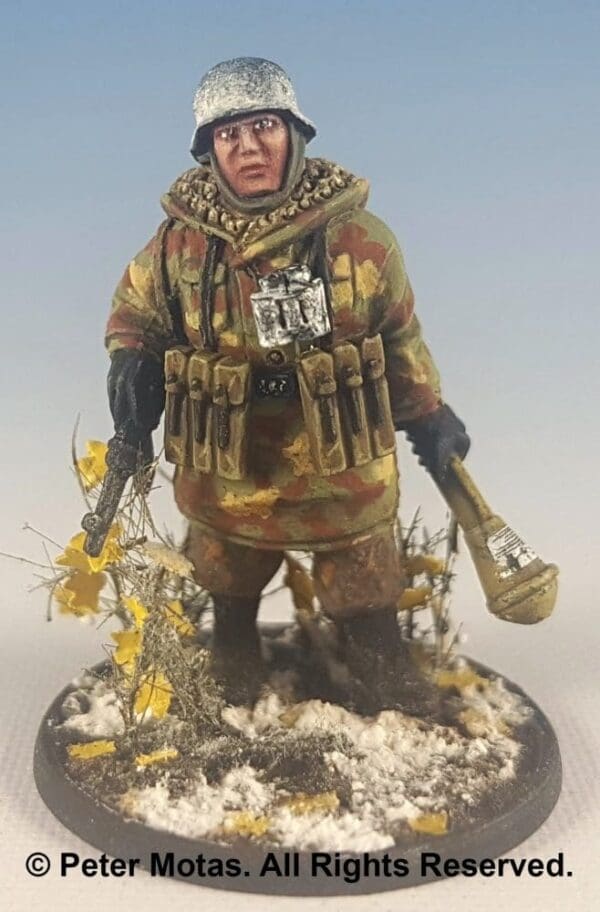 Kharkov Lieutenant with Panzerfaust
