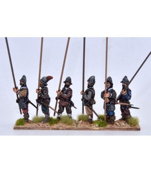 Armoured Pikemen, pike at 45º - Image 2