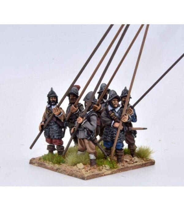 Armoured Pikemen, pike at 45º - Image 3