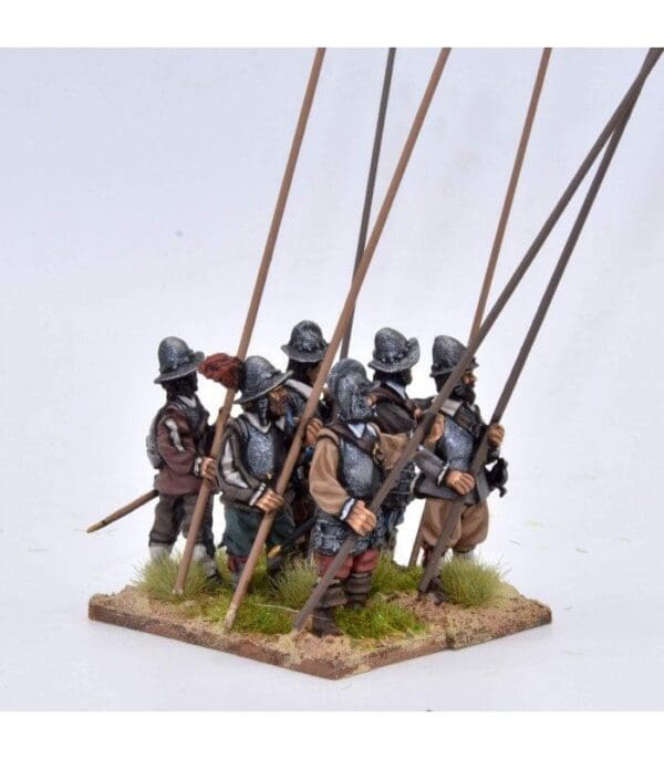 Armoured Pikemen, pike at 45º - Image 4